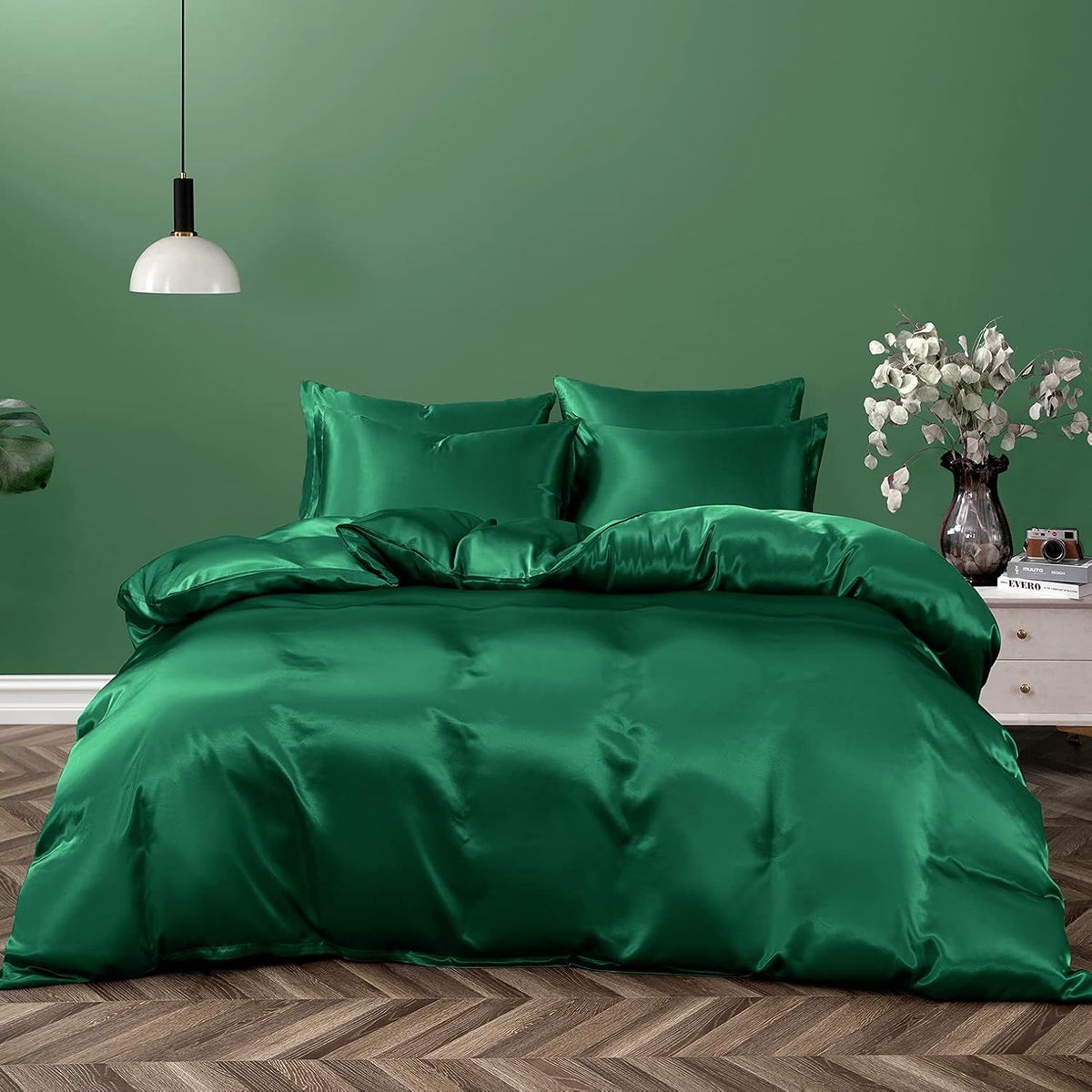 Satin Quilt Cover Set, Double — Green (3 Piece)