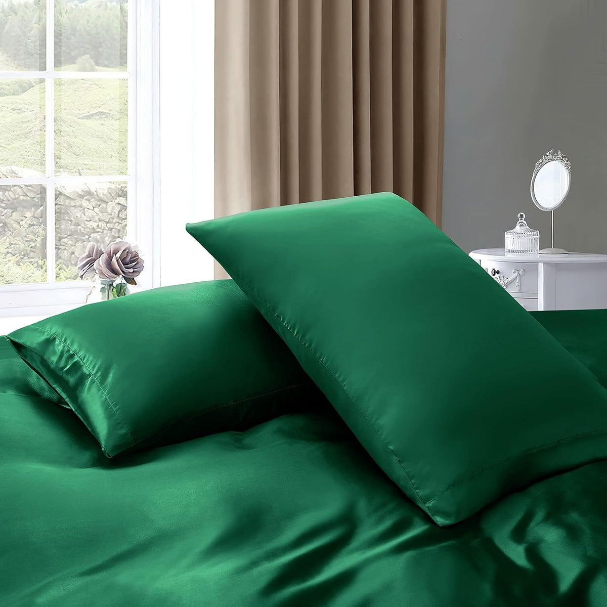 Satin Quilt Cover Set, Double — Green (3 Piece)